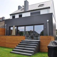 1 Hinteransicht